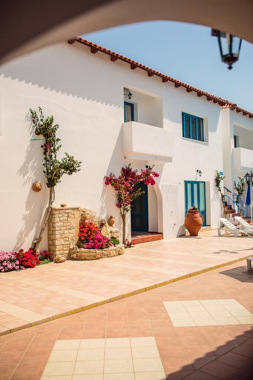 Iliana Hotel Panormos  Экстерьер фото