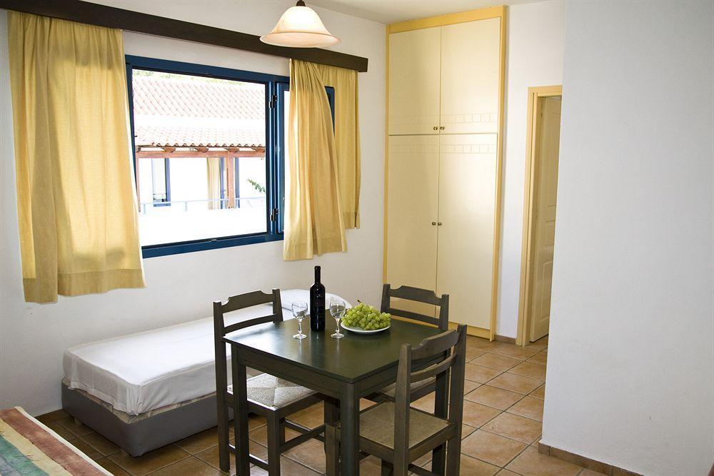 Iliana Hotel Panormos  Номер фото